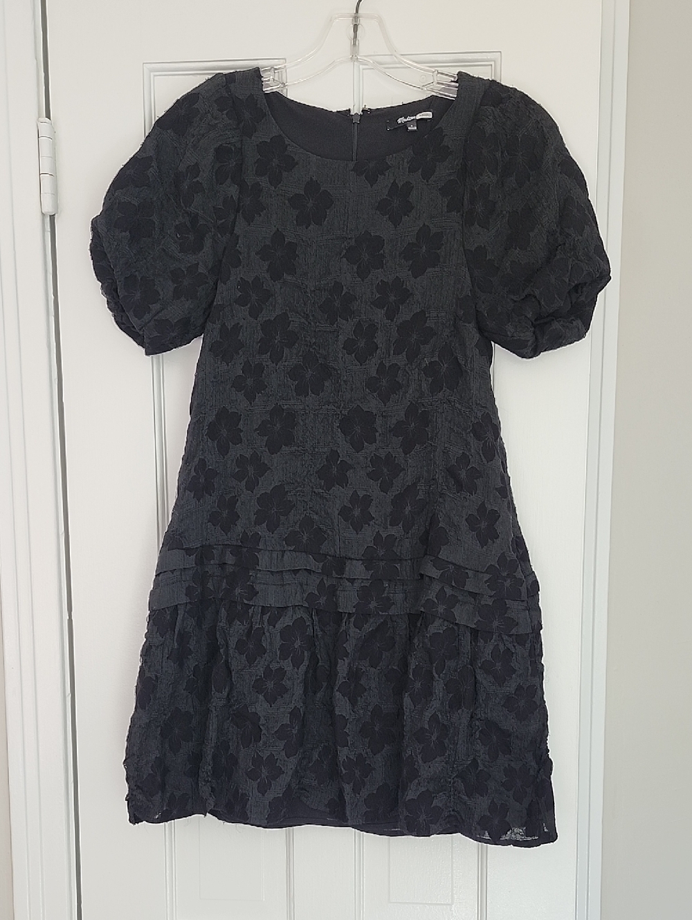 Madewell Black Floral Textured Puff Sleeve Dress